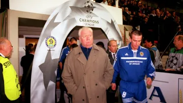 «У нас ще тренують по конспектах Лобановського»: ексгравець збірної Росії закликав замінити методики українця