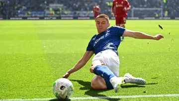 «Грає жахливо»: фанати Евертона жорстко розкритикували Миколенка після поразки від Ліверпуля