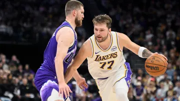 Михайлюк оновив рекорд сезону за кількістю результативних передач: Юта зазнала прикрої поразки від Лейкерс