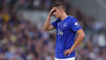 Евертон драматично програв матч з пенальті та вилученням: Миколенко не дограв поєдинок АПЛ до кінця