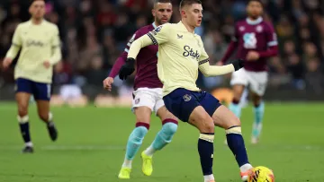 Миколенко провів 125-й матч в АПЛ: як закінчився поєдинок чемпіонату Англії між Евертоном та Бернлі