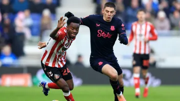 «Ніколи не повинен виходити в старті»: фанати Евертона накинулися на Миколенка після вильоту з Кубка Англії