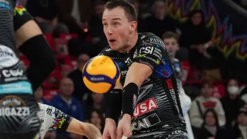 Чи повернеться екскапітан збірної України до команди? Плотницький розкрив деталі розмови з Лосано