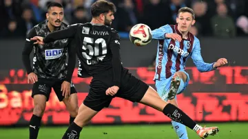 Названо два клуби, які хочуть орендувати українського нападника Трабзонспора: обидва є пониженням для Сікана