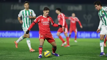 Судаков і Трубін допомогли Бенфіці перемогти Ріу Аве: відео результативної передачі українця