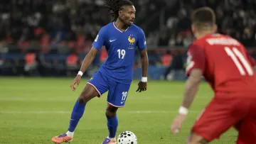 Дешам побоюється команди Реброва: тренер французів терміново довикликав до табору збірної зірку Ювентусу