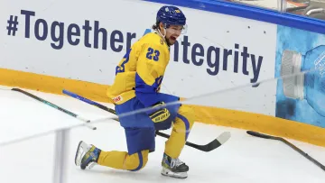 Трахт і Мережко – найкращі гравці чемпіонату світу: українські хокеїсти перемогли в престижних номінаціях