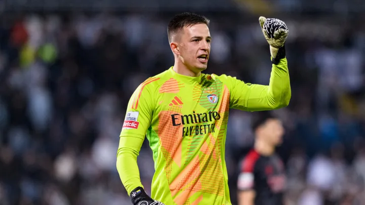 Трубін відбив пенальті від Суареса: воротар збірної України врятував Бенфіку від голу у грі зі Спортінгом