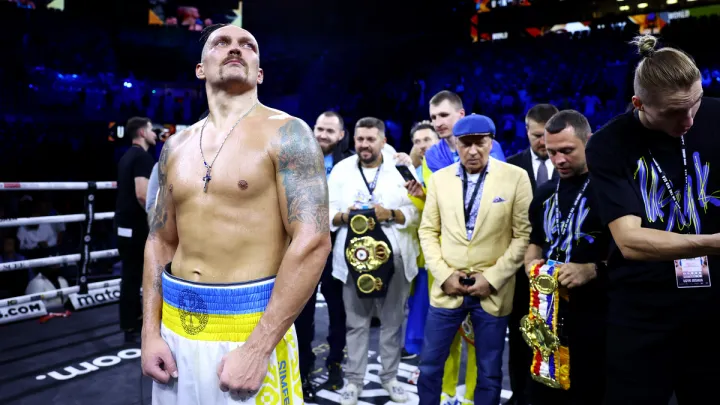 З Джошуа, Ф'юрі та Кроуфордом: Усик назвав топ-5 найкращих боксерів сучасності