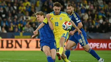 «Дуже слабенький нападник»: Сабо розчарований Ванатом після матчу Україна – Швеція у плей-оф відбору ЧС-2026