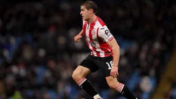 Ярмолюк вийшов у старті на Тоттенхем: які оцінки отримав український хавбек за матч АПЛ