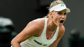 «Завжди хотіла побувати і ось я тут»: Ястремська виклала відверті фото з острову своєї мрії