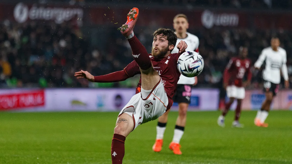 Суркіс втратить свій актив безплатно: за вихованцем Динамо вишукувалися клуби Ліги 1, Серії А та Ла Ліги