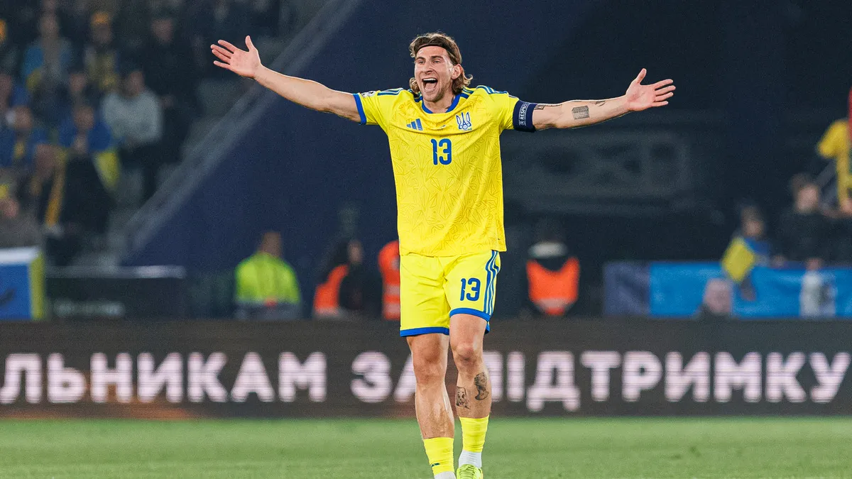 Забарний і капітанство в збірній України: відомо, хто ухвалив рішення віддати пов'язку захиснику