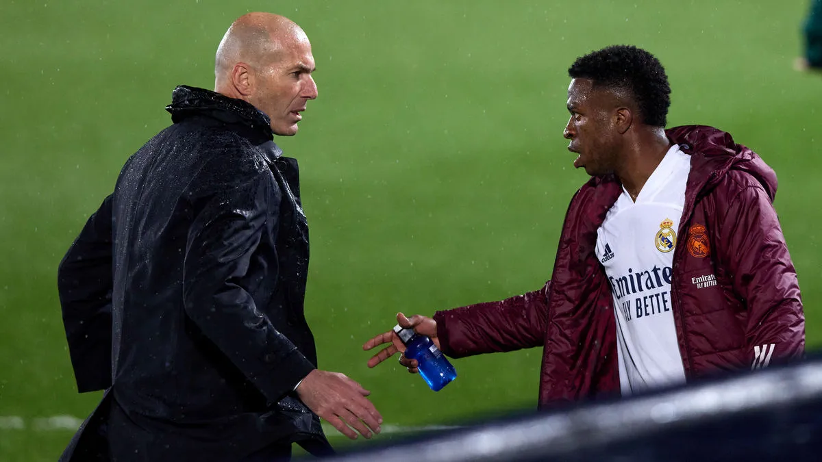 Зідан повернеться в Реал, якщо клуб вижене двох гравців: чи варто непокоїтися Луніну