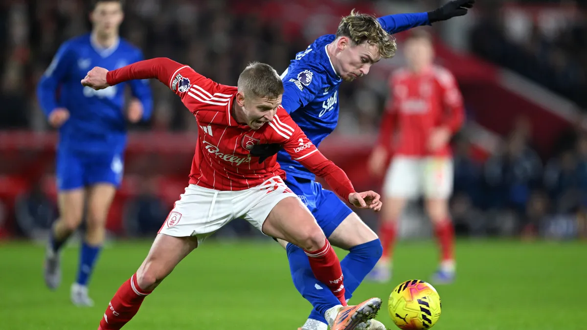 Зінченко і Миколенко зустрілися у 19-му турі АПЛ: з яким рахунком завершився матч Ноттінгем Форест та Евертона