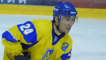 П'ятиразовий чемпіон України з хокею зазнав серйозного поранення на фронті: у якому стані перебуває український захисник