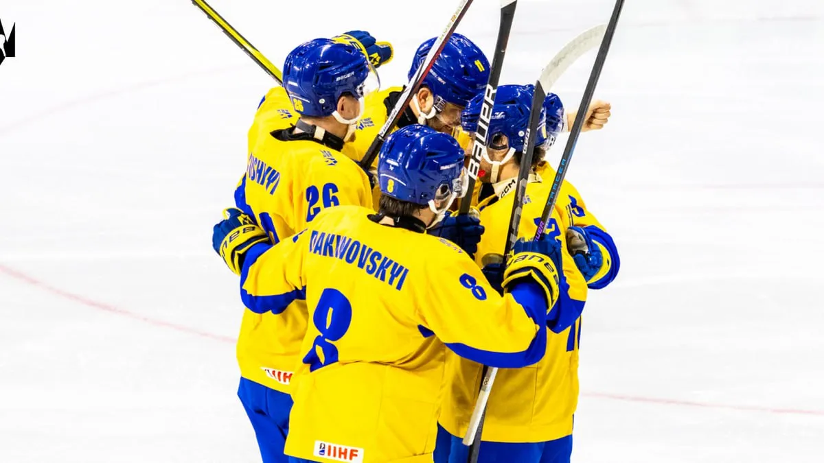 Збірна України з хокею зіграла перший історичний матч у Європейському Кубку Націй: синьо-жовті програли Литві