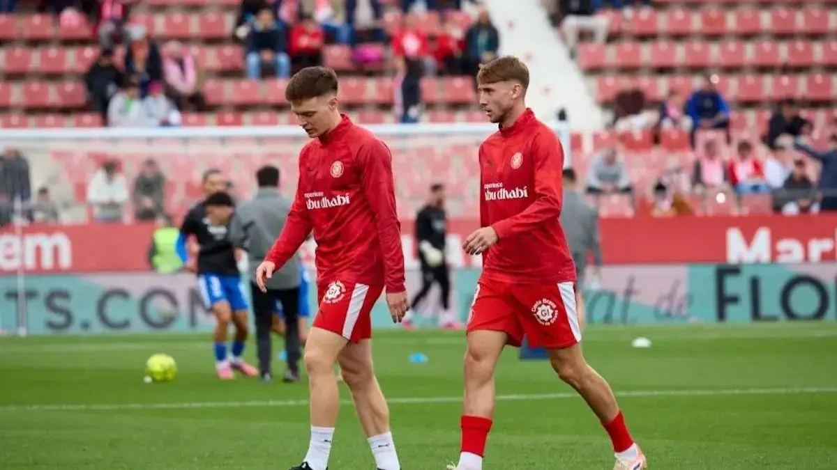 Згадали «Малюка Йоду» і Санта Клауса: Ванат і Циганков взяли участь у незвичному челенджі від Жирони