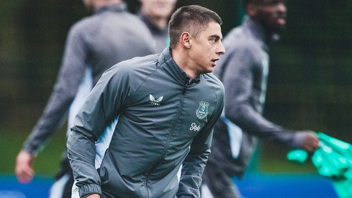 «Іноді я співчуваю Миколенку»: фанати Евертона розійшлися у думках щодо українця через його виступ у матчі АПЛ