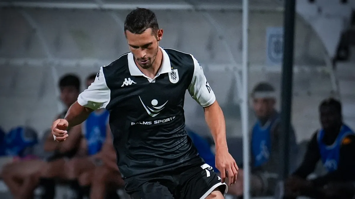 Вернидуб ухвалив важливе рішення щодо Штогріна: що чекає на українського гравця Нефтчі