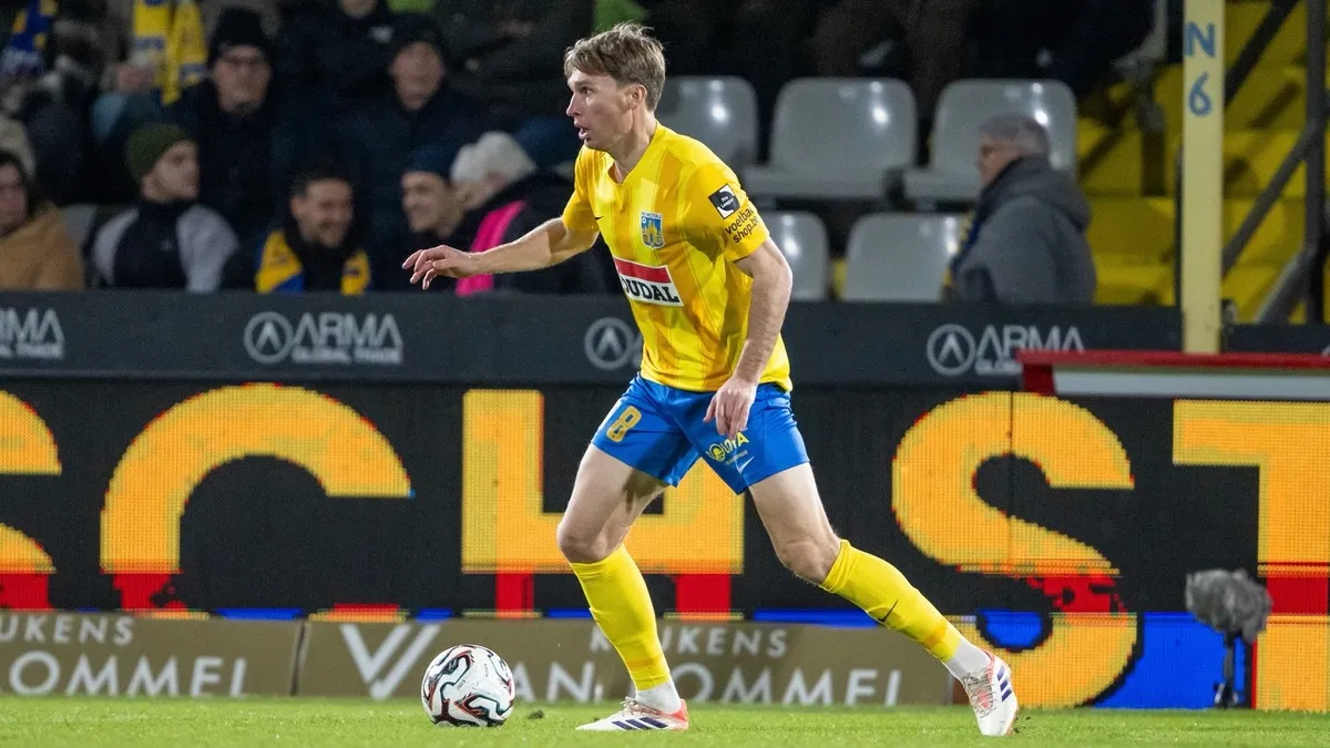 Вестерло обіграв Антверпен: Сидорчук провів перший повний матч за півтора роки