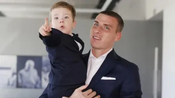 Лунін з сином зіграли у футбол на арені Реалу: миле відео українського голкіпера на «Сантьяго Бернабеу»