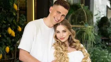 Вражаючі кадри з Японії: Забарний разом із дружиною показав унікальні моменти зі своєї відпустки