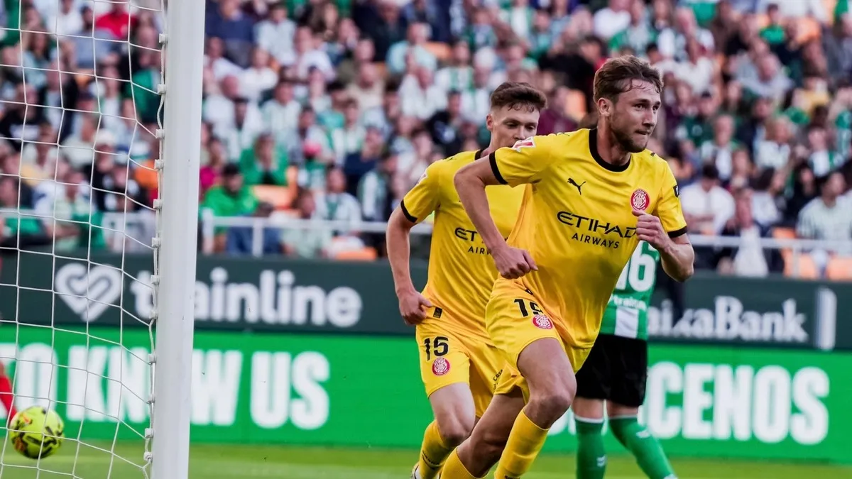 «Хто такий Довбик? Я знаю тільки Дона Ваната»: фанати Жирони оцінили гол Владислава і гру Циганкова з Бетісом