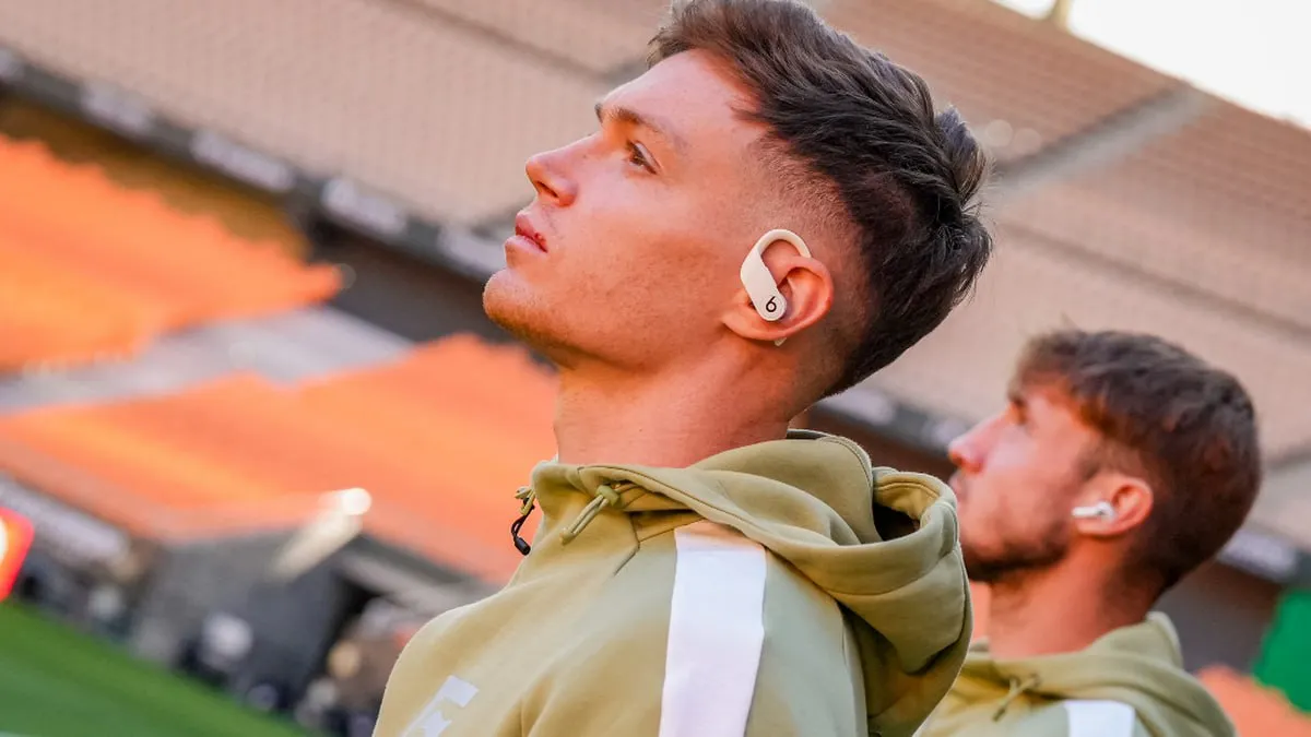 Жирона втратила перемогу над Бетісом: Ваната забив гол, Циганкова зняли у другому таймі