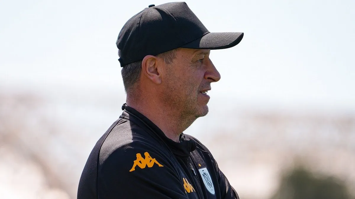 Вернидуб продовжує гонитву за єврокубками: Нефтчі здобув третю поспіль перемогу в Азербайджані