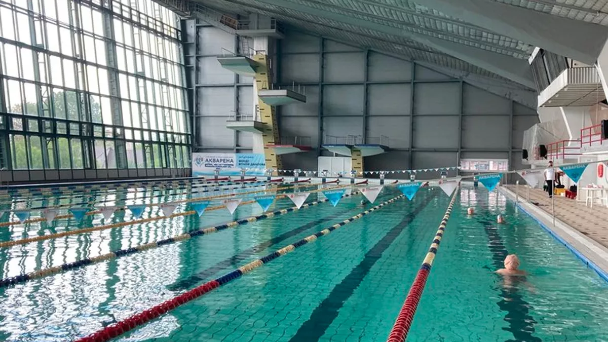 У Харкові відновили олімпійський басейн, який розбомбили в березні 2022-го: директор комплексу не втримав сліз