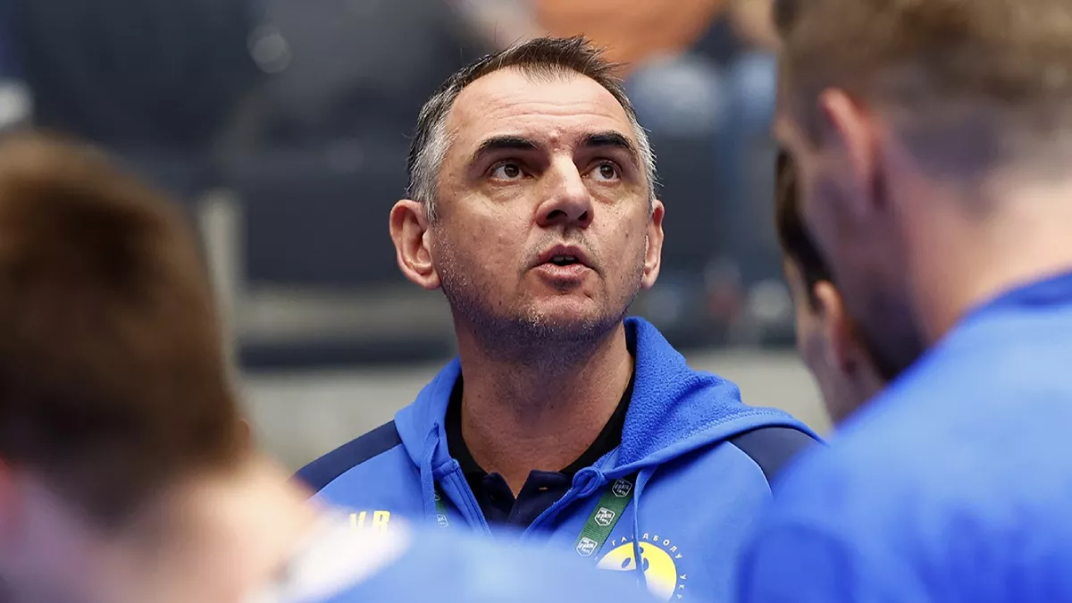 «Є питання по грі лідерів команди»: реакція головного тренера збірної України на останнє місце на турнірі