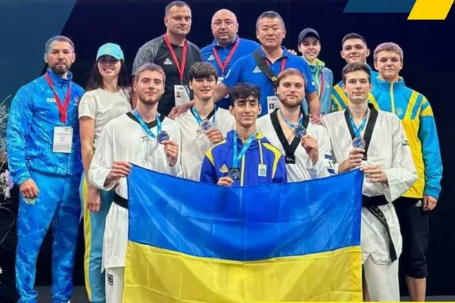 Збірна України з тхеквондо здобула три золота на ЧЄ серед юніорів: наші спортсмени вже виграли вісім медалей