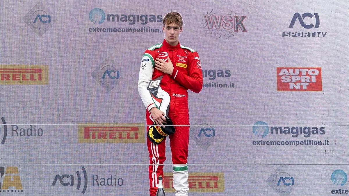Тріумф на легендарному автотреку: 16-річний українець став чемпіоном престижного етапу Формули