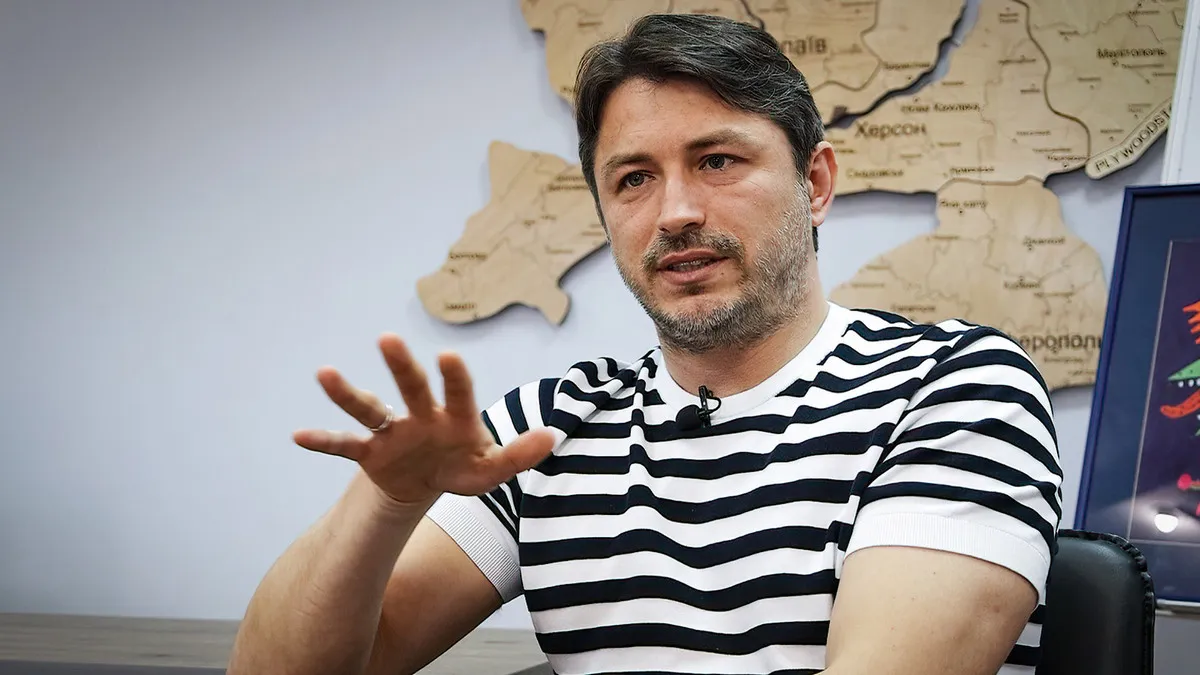«Притула ж не побіг до Глафіри Петрівни»: Захарова пояснила, чому ведучий критикує Ломаченка