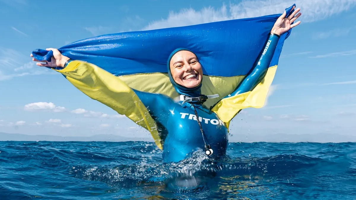Встановила сім світових рекордів і потрапила на обкладинку глянця: українка знялася для журналу – фото