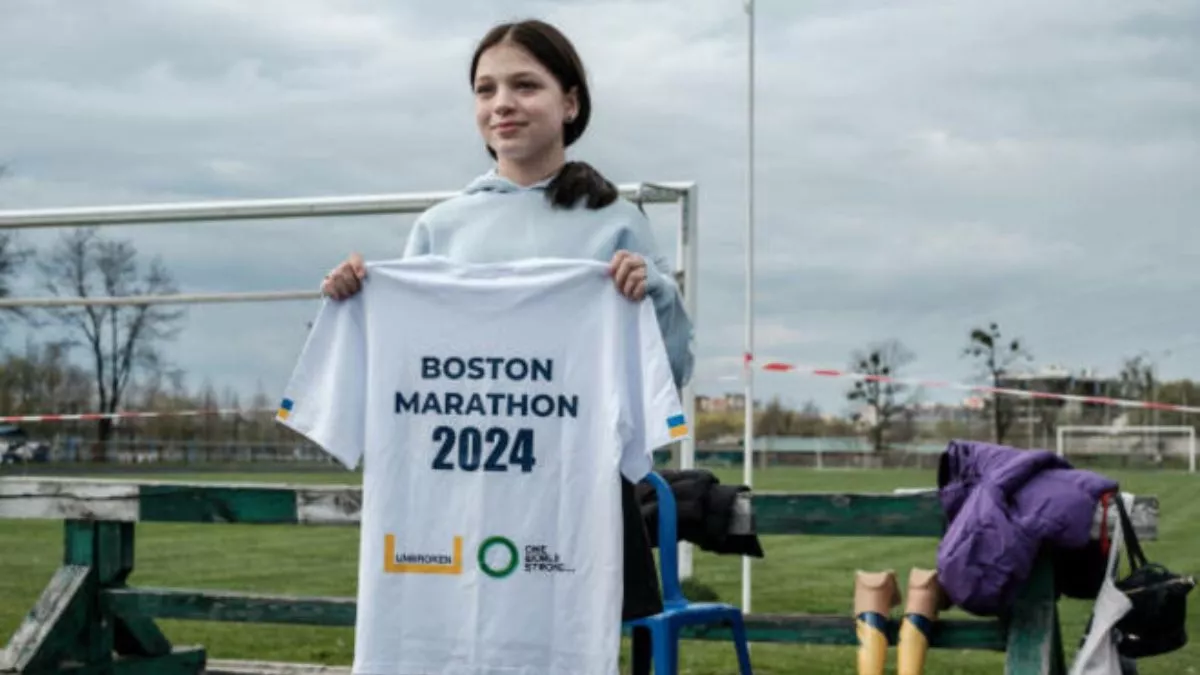 Українка, яка втратила ноги під час обстрілу Краматорська, пробігла Бостонський марафон на протезах: відео вражає