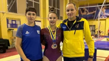 Тренер збірної України пояснив, чому вніс зміни у склад перед ЧС-2025: «‎Зламала два пальці на нозі»