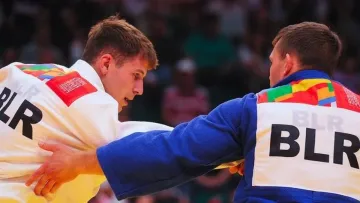 Росіяни наступні? Білорусам дозволили виступати під національним прапором у змаганнях з дзюдо