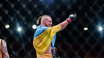Українець феєрично розібрався з американцем в UFC: відео ефектної битви