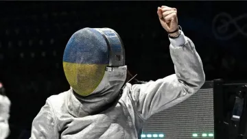 Гучний скандал на ЧС-2025 з фехтування: що сталося і до чого тут прапори України та Грузії
