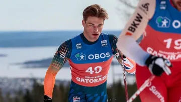 Випив 10-12 стаканів пива та близько 5 порцій іншого алкоголю: лижник напився з глядачами під час Кубка світу