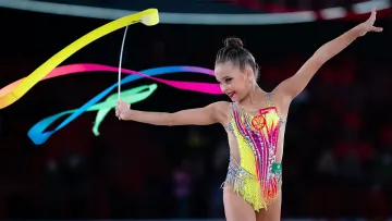 Російська гімнастка не повернулася до прапору України під час гімну: у федерації відреагували