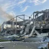 Як виглядає зараз льодова арена в Херсоні, де грав Дніпро, після прильотів КАБів