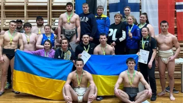 Українські сумоїсти тріумфували на першому етапі Кубка Європи: наша команда посіла перше місце в заліку