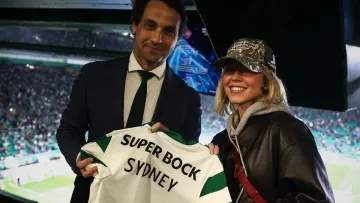 Одна з найкрасивіших зірок Голлівуду вийшла на поле у матчі Спортінга: «Найкраще підписання сезону‎»