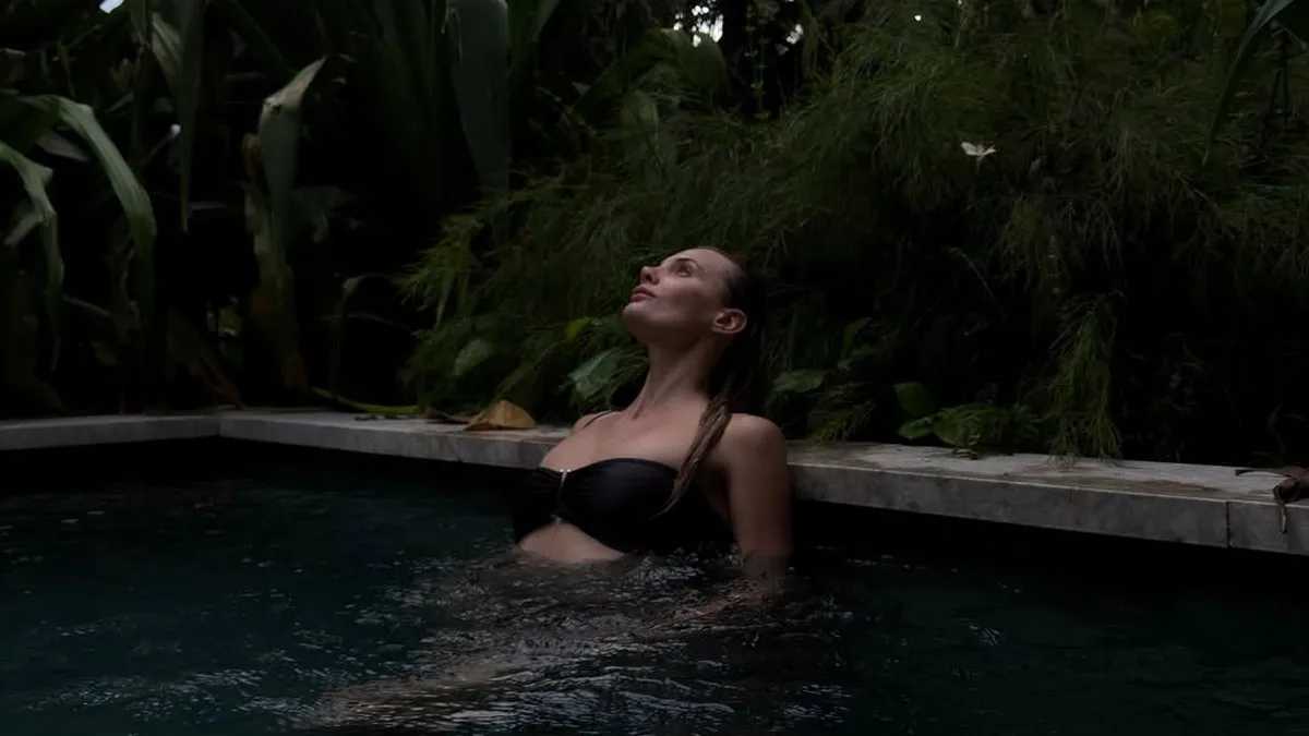 Зіркова тенісистка і дівчина бійця ММА вразила фото з відпочинку: відверті світлини спортсменки з Балі