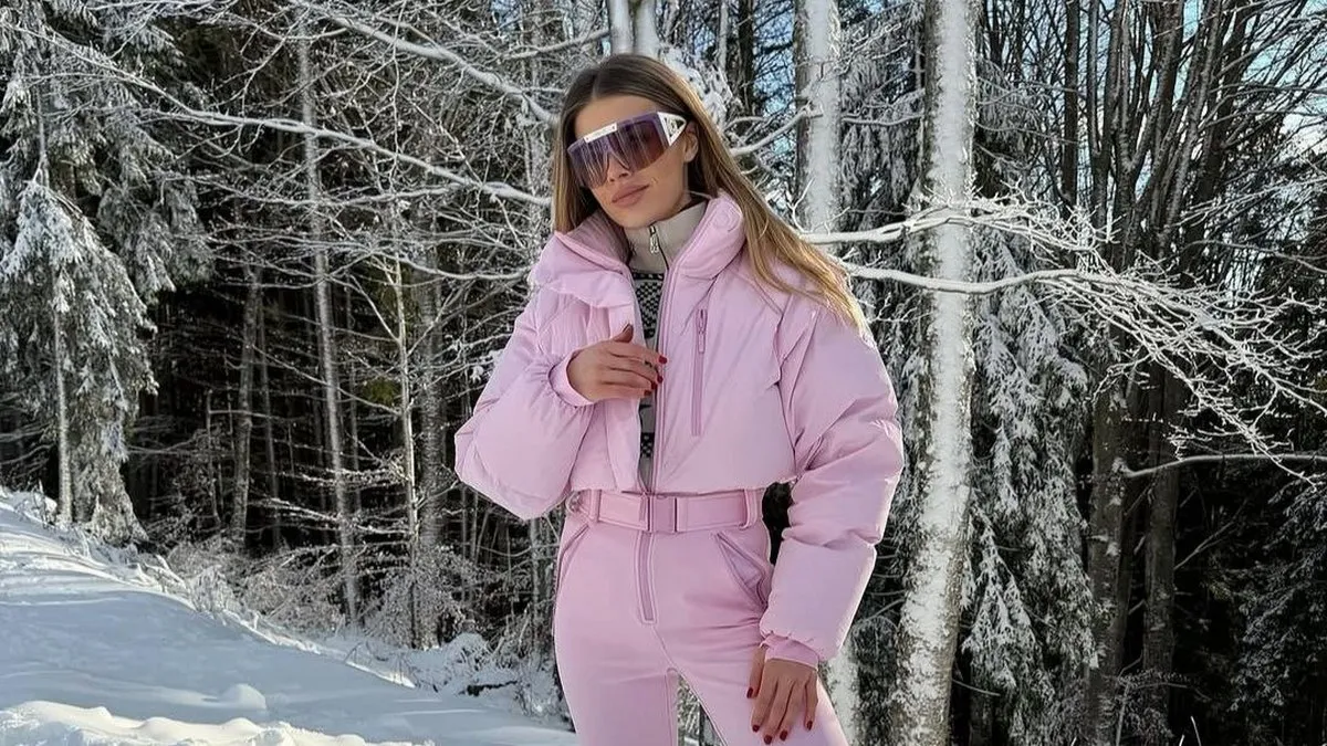 Дружина Зінченка засвітилася на елітному курорті: де відпочиває друга половинка захисника збірної України