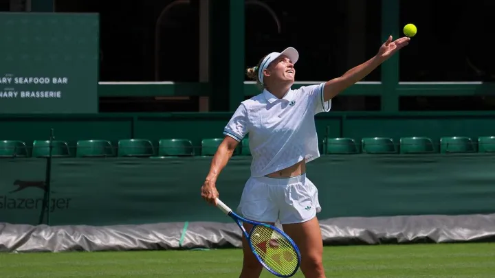Стародубцева вилетіла з турніру WTA 1000 в Канаді: українка програла за два сети і припинила участь у змаганні